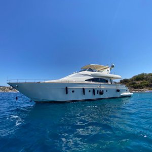 Azimut 75 22 M